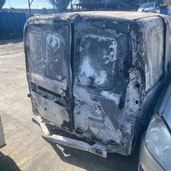 Rinvenuti nelle campagne di Canosa i furgoni rubati ed incendiati dell’azienda Ladisa