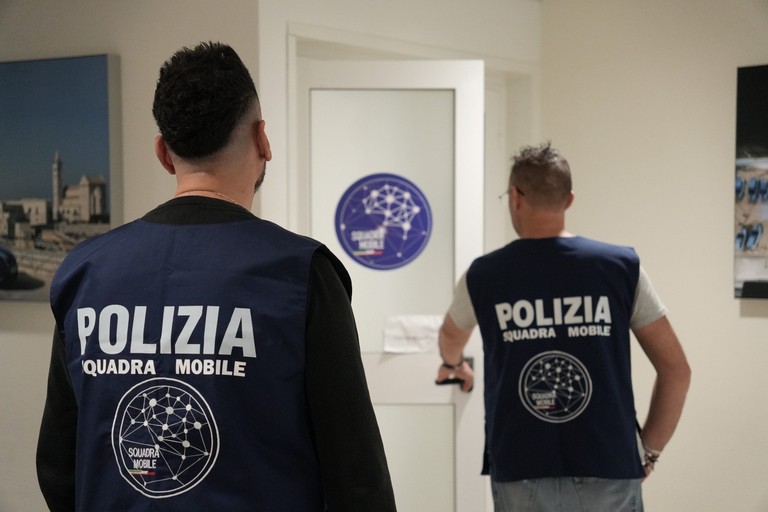 4 arresti in flagranza a Canosa per l’assalto di un bancomat avvenuto in provincia di Bari