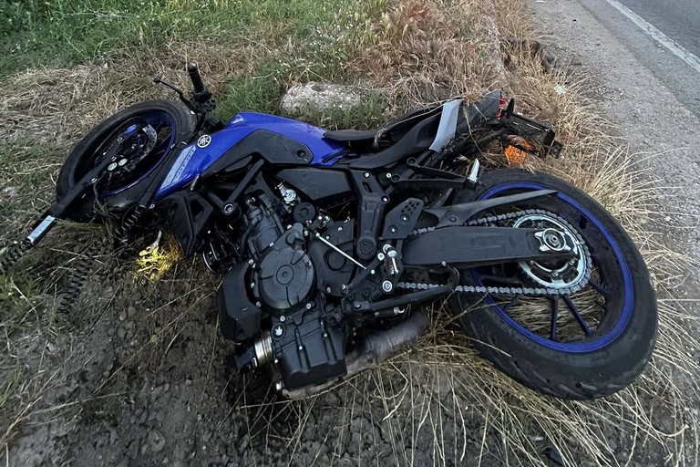 Brutto incidente sulla SS93 Canosa-Loconia: centauro canosino in gravi condizioni