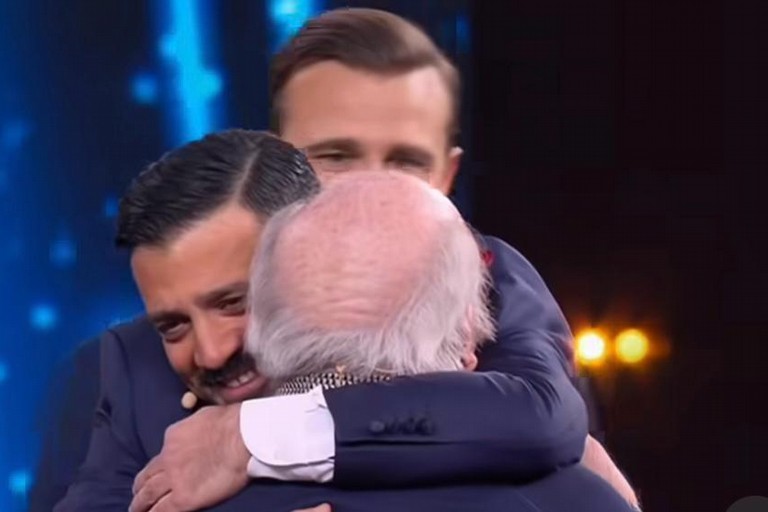 Lino Banfi commuove tutti da Pio e Amedeo: «Mi è sembrato di rivedere mia moglie fra il pubblico»