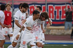 Il Canosa tiene il passo dello Squinzano: Maglie k.o 2-1