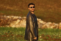 “Nuvole di Champagne”, il nuovo singolo di Cost Delaney con Loconia protagonista