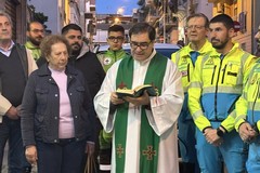 Misericordia Canosa, inaugurato un nuovo defibrillatore in via Santa Lucia