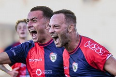 Il Canosa vince ancora: Castro e Di Piazza regolano l’Acquaviva 2-1