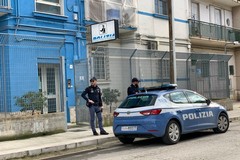 Violenta lite in piazza a Canosa: anziano in fin di vita, fermato un 48enne per tentato omicidio