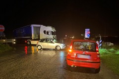 Incidente sulla SP2 Canosa-Cerignola: camion contro una rotonda