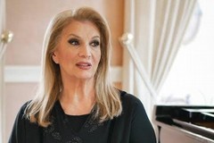 Iva Zanicchi in concerto nel Battistero San Giovanni il 10 agosto