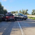 Ancora un incidente, questa mattina, sulla SS93 Canosa-Loconia: cinque i feriti