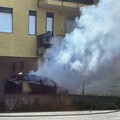 Auto in fiamme in zona 167 a Canosa di Puglia