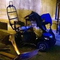 Scooter elettrico di ragazzo diversamente abile distrutto dalle fiamme
