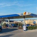 Ladri rubano borsello di anziano mentre fa gasolio alla Q8: l’appello della figlia