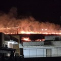 Vasto Incendio sulla collina di via Corsica nel giorno di Ferragosto