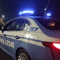 Fugge all’alt della Polizia. Ne scaturisce un inseguimento per le vie cittadine: un arresto