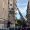 Architrave pericolante in via Giotto, intervengono i Vigili del Fuoco