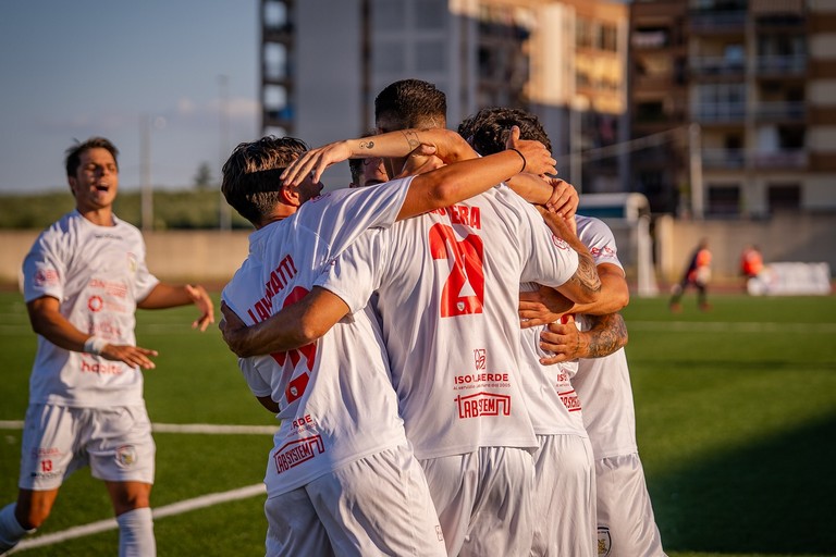 canosa calcio. <span>Foto Annalisa Lavista</span>