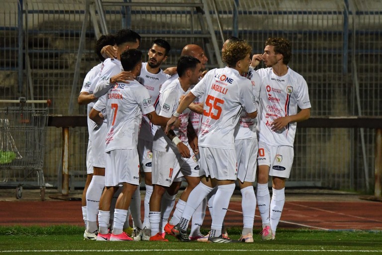 Il Canosa sbanca il “Ventura” contro l’UC Bisceglie 0-1. La decide Bernaola al 75’