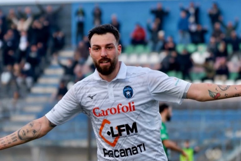 Il Canosa Calcio piazza un altro colpo in attacco: c’è la firma di Gaetano Dammacco