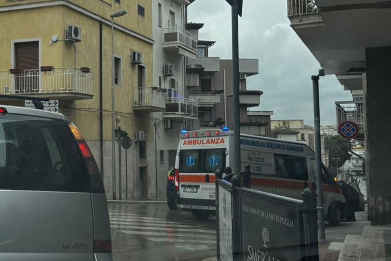 Anziano investito in via Fabrizio Rossi a Canosa