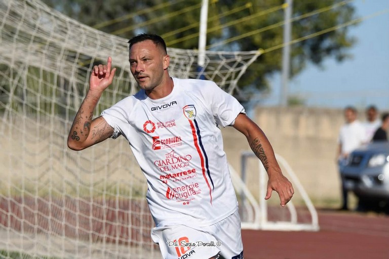 Prima vittoria esterna del Canosa Calcio: a Spinazzola termina 1-5