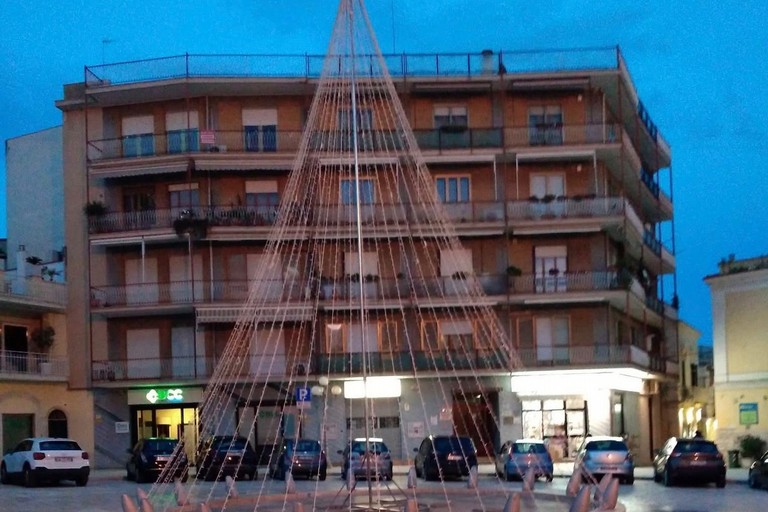 L'Albero di Natale in Piazza della Repubblica