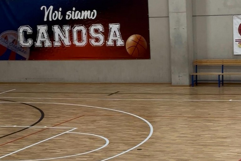 Domani l'inaugurazione del nuovo parquet nel Palazzetto dello Sport in zona Costantinopoli